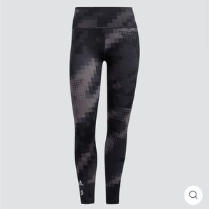 Peloton Women’s Fitness Apparel